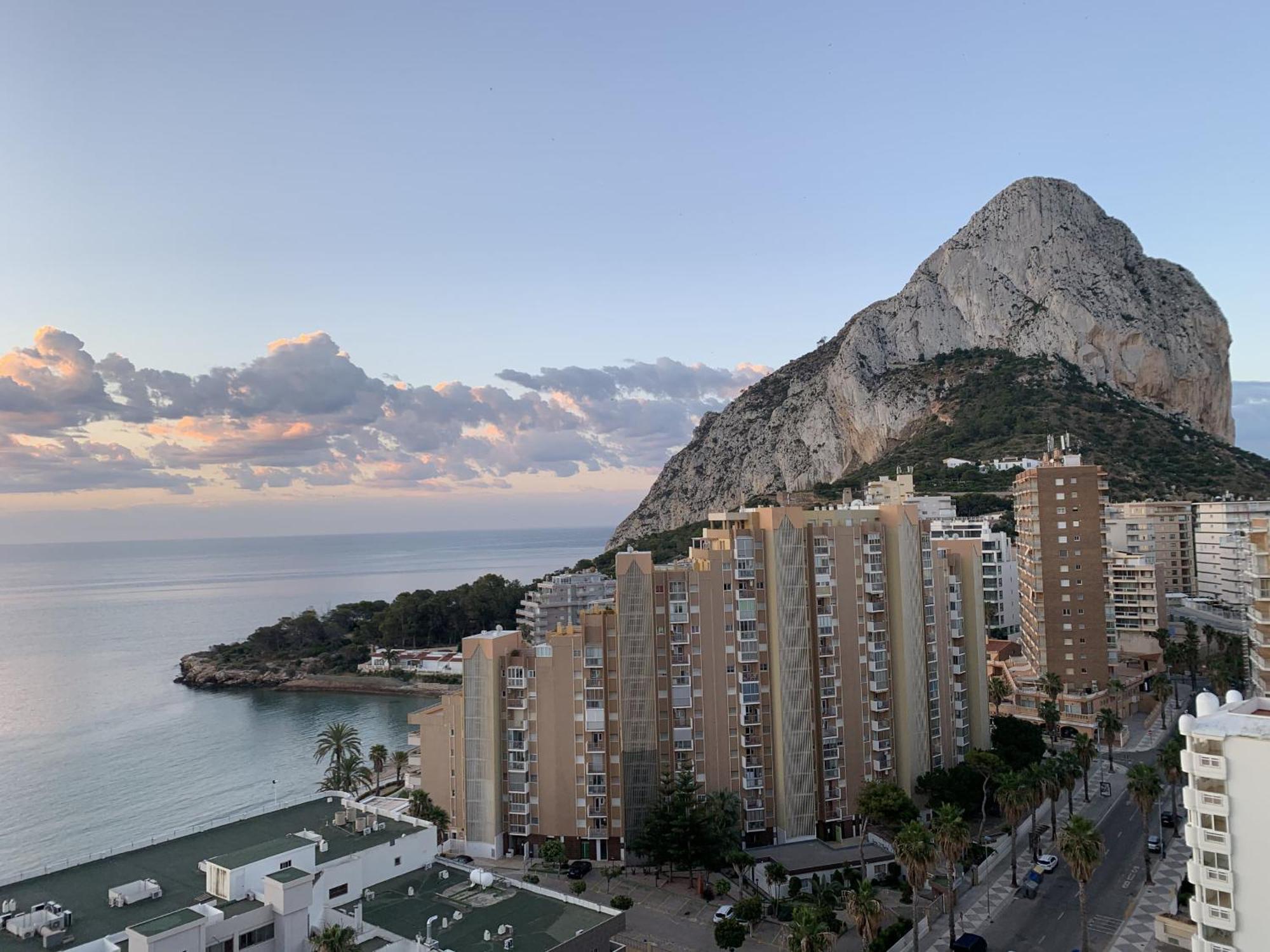 Apolo 16 Impresionantes Vistas Piso 14 Sobre El Mar. Top. 칼페 외부 사진